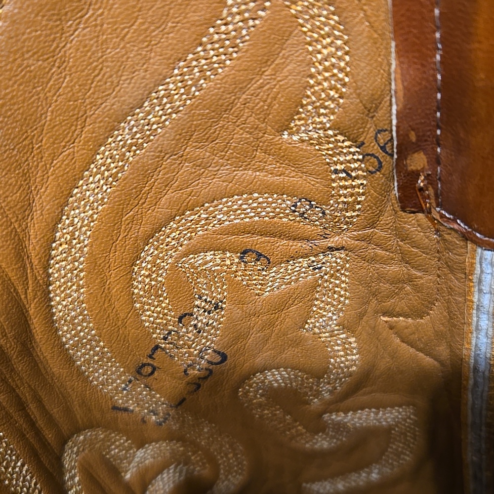 RARE VTG! Lucchese Classic Lizard Boots W/FREE 3D LEATHER WALLET TODAY ONLY! - Picture 15 of 16